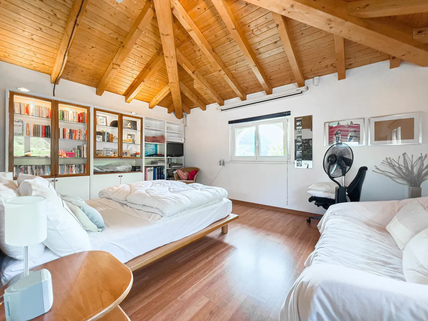 Villa with garden and pool in Riva San Vitale - Photo 7 of 11