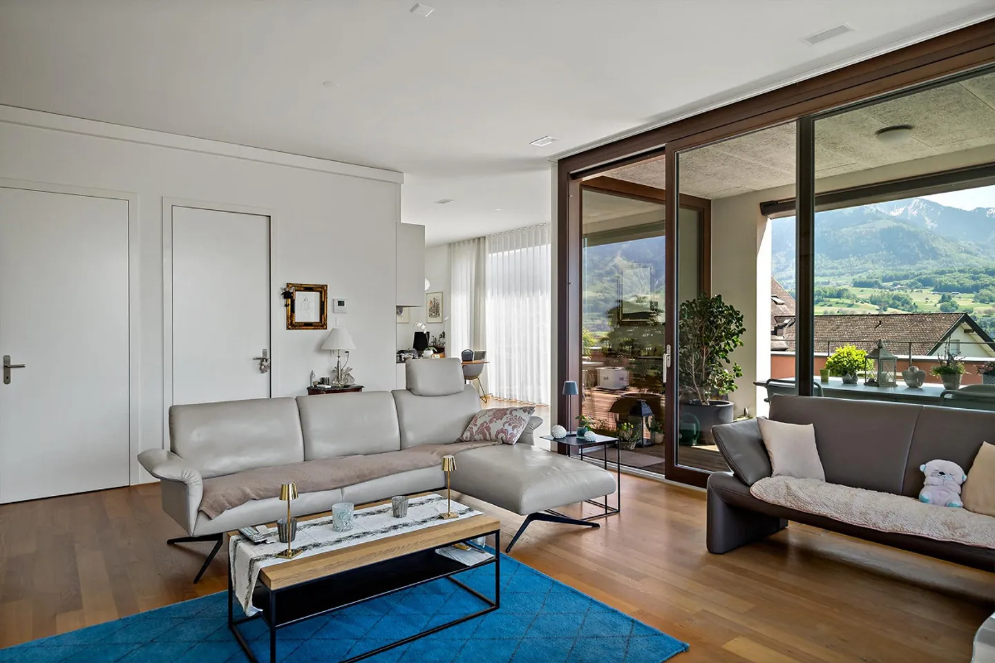 Appartement moderne avec vue sur le lac - Photo 4 sur 10