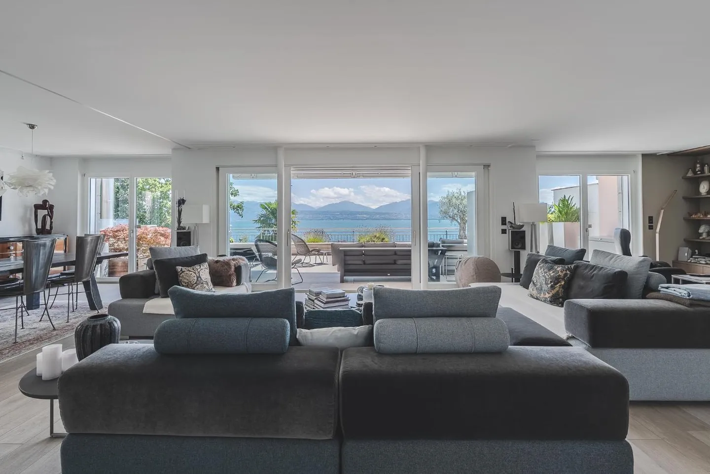 Penthouse - Photo 10 of 10