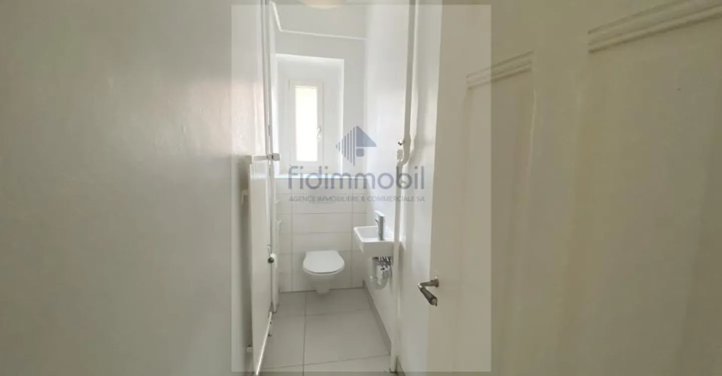 Charming 4-room apartment - Photo 6 of 7