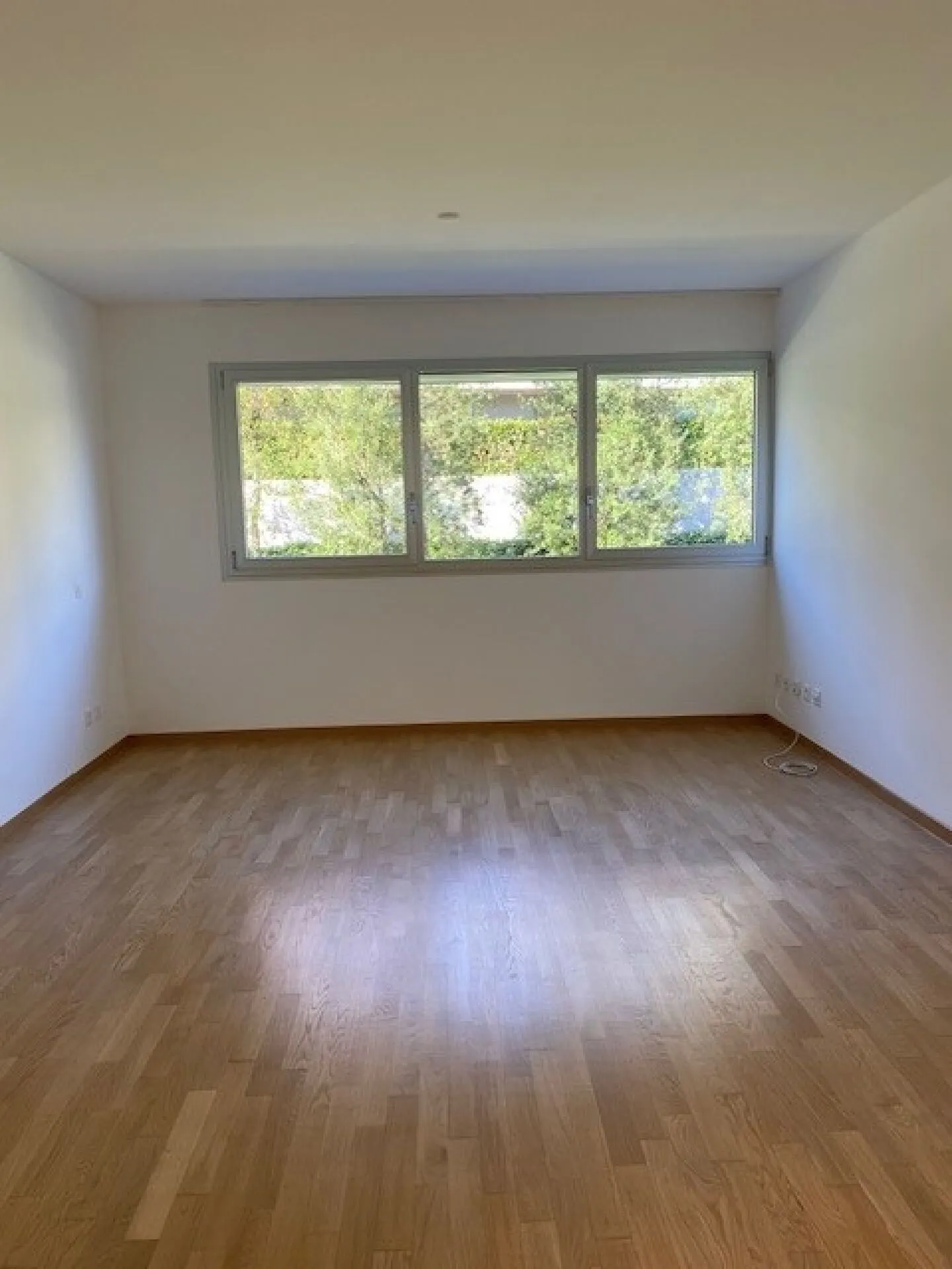 Stunning and spacious penthouse with a view of Lake Lugano - Photo 8 of 14