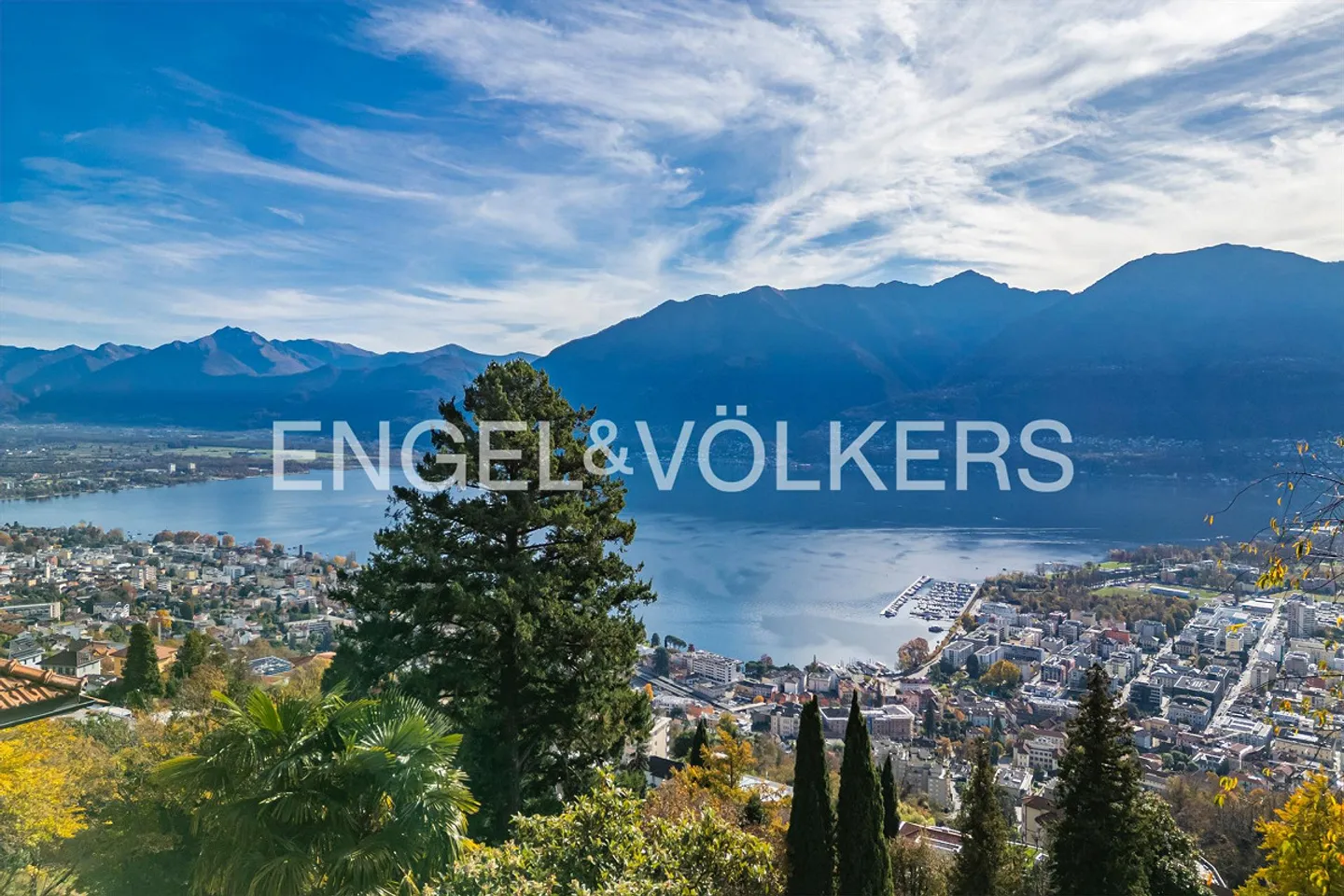 Villa Époque dans le parc avec vue sur le lac (79) - Photo 15 sur 16