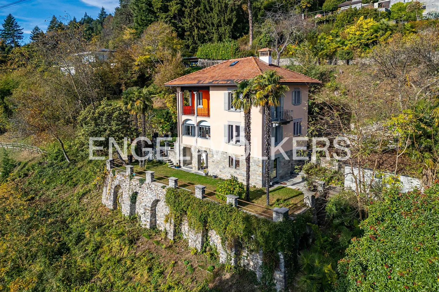 Villa Époque dans le parc avec vue sur le lac (79) - Photo 2 sur 16