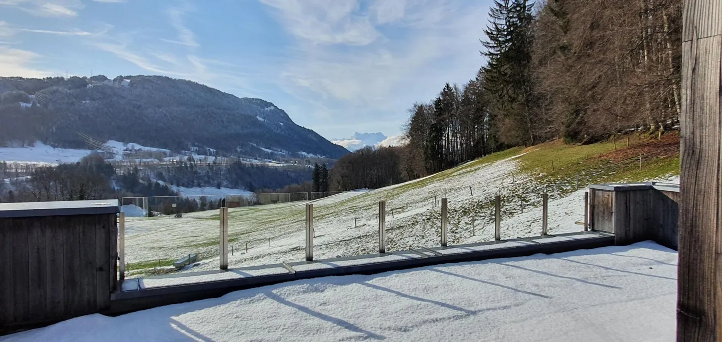 Stunning architect-designed house for sale in Châtel-St-Denis with panoramic view - Photo 1 of 12