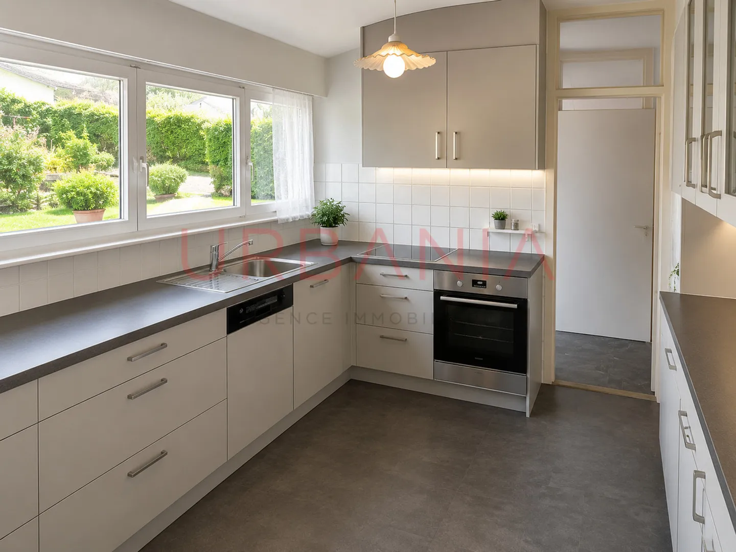 Beautiful opportunity in Confignon - House to renovate with great potential - Photo 7 of 9