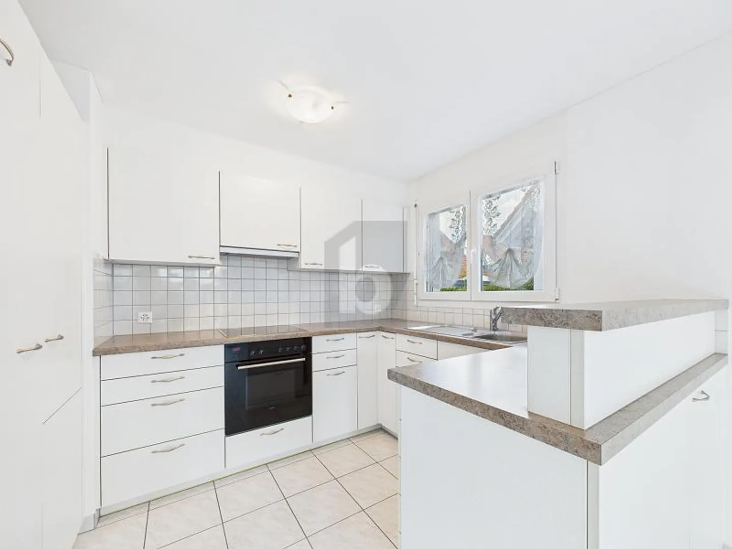 Semi-detached house for sale - Photo 3 of 5