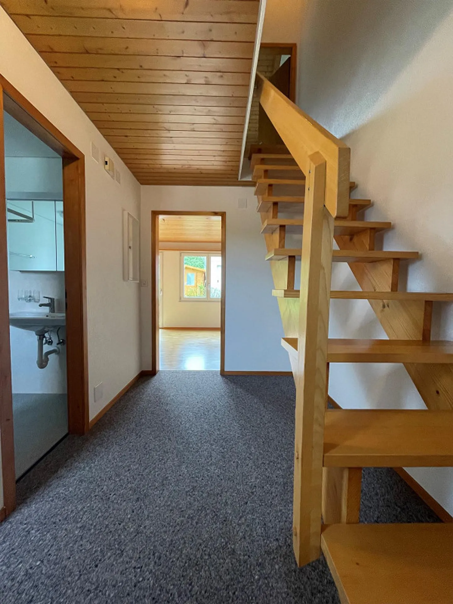 Accogliente casa a schiera di 3 camere con patio - Foto 3 di 6