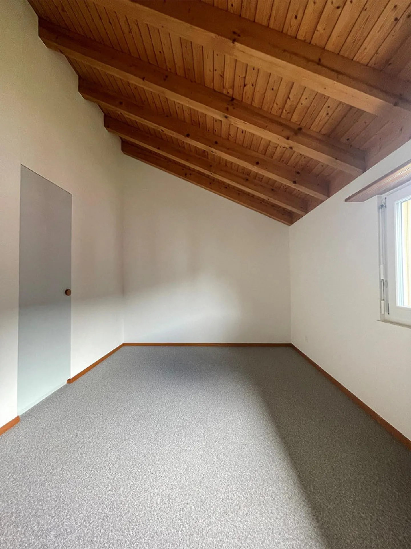 Accogliente casa a schiera di 3 camere con patio - Foto 5 di 6