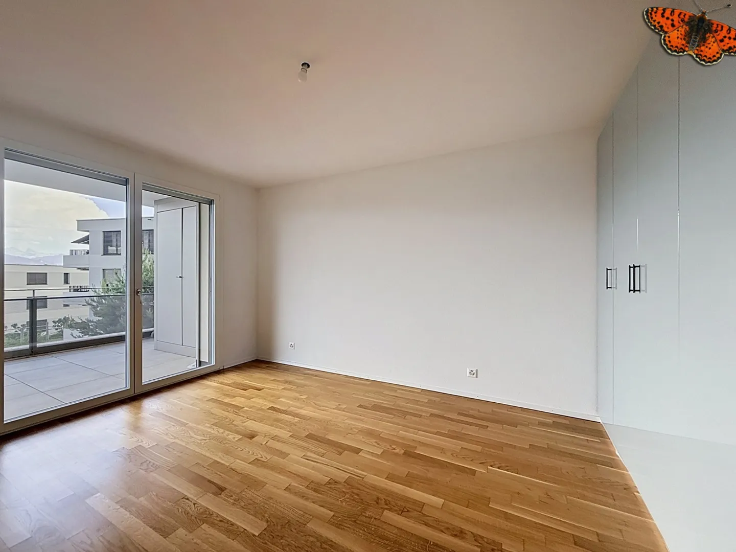 2½ ZIMMER - Mit einem großen Balkon - Foto 7 von 10
