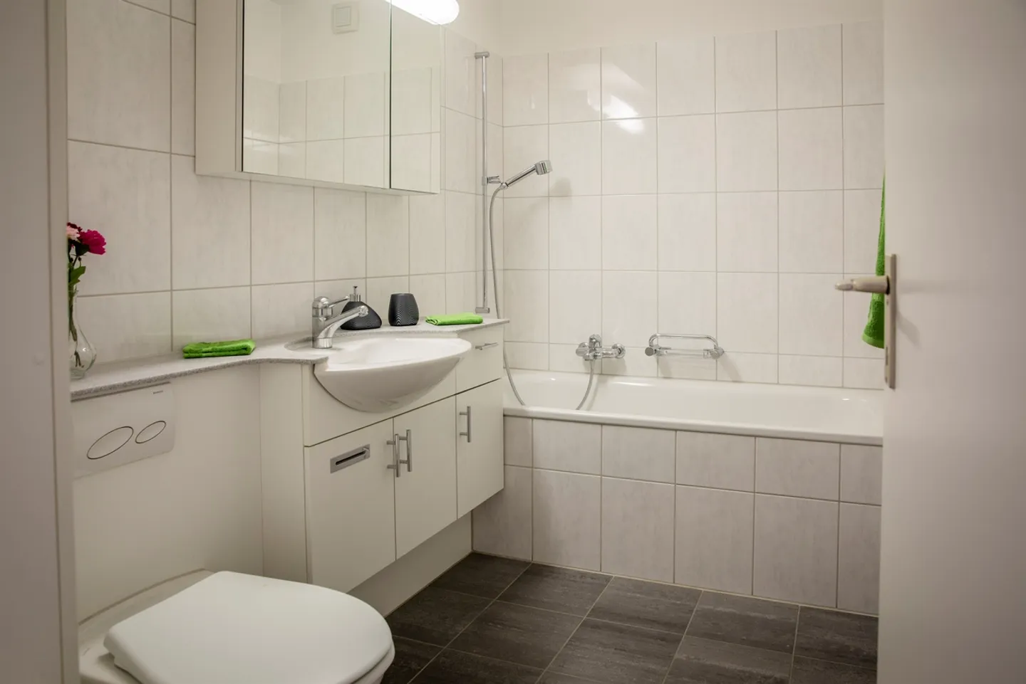 Appartement spacieux 3.5 pièces - Photo 3 sur 6