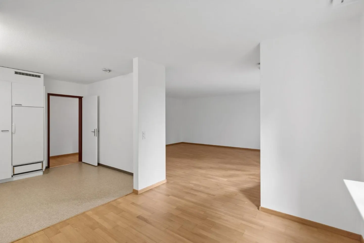 Appartamento Incantevole con Balcone - Foto 3 di 10