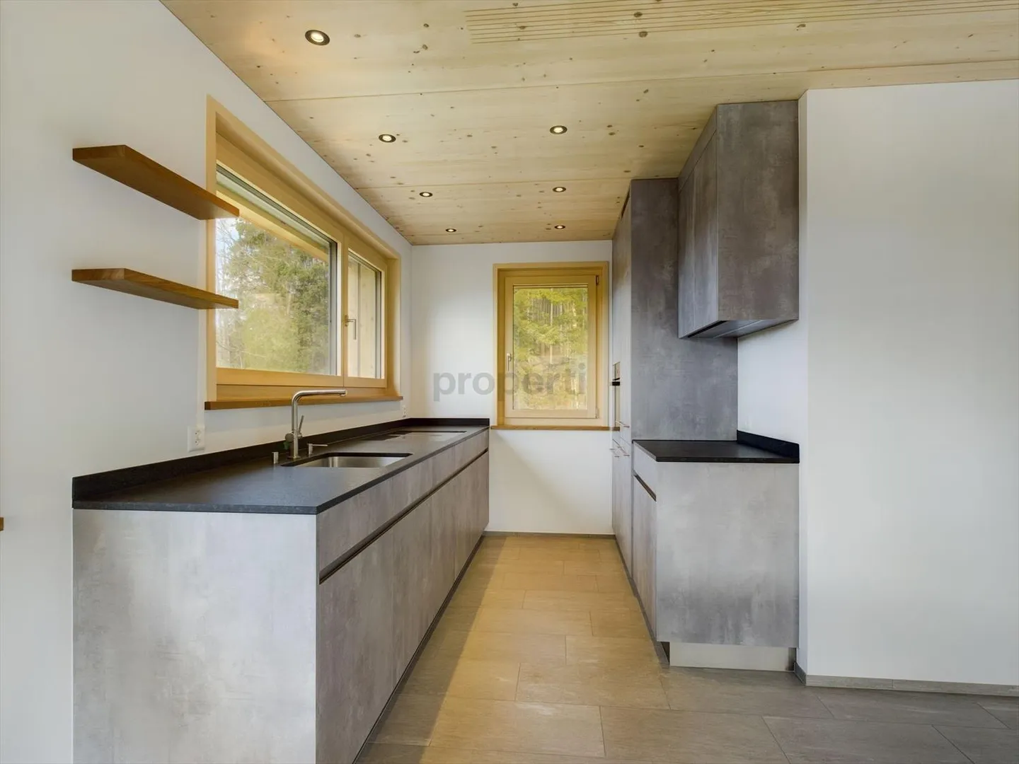 Apartment for rent - Photo 2 of 11