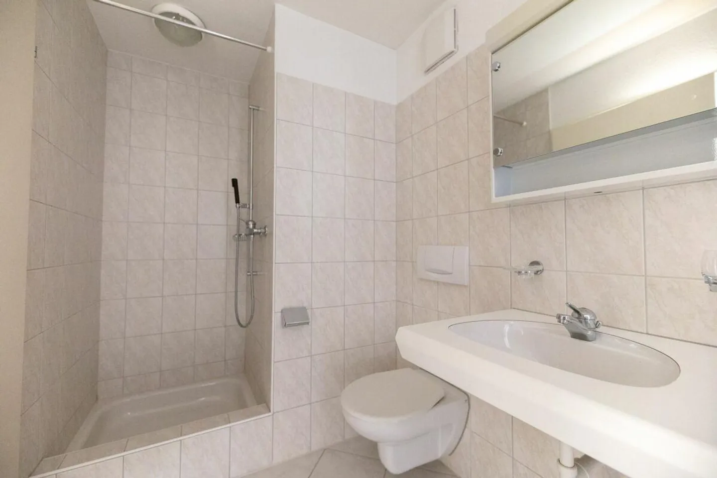 Zona residenziale TRANQUILLA e DI CHARME - Foto 3 di 11