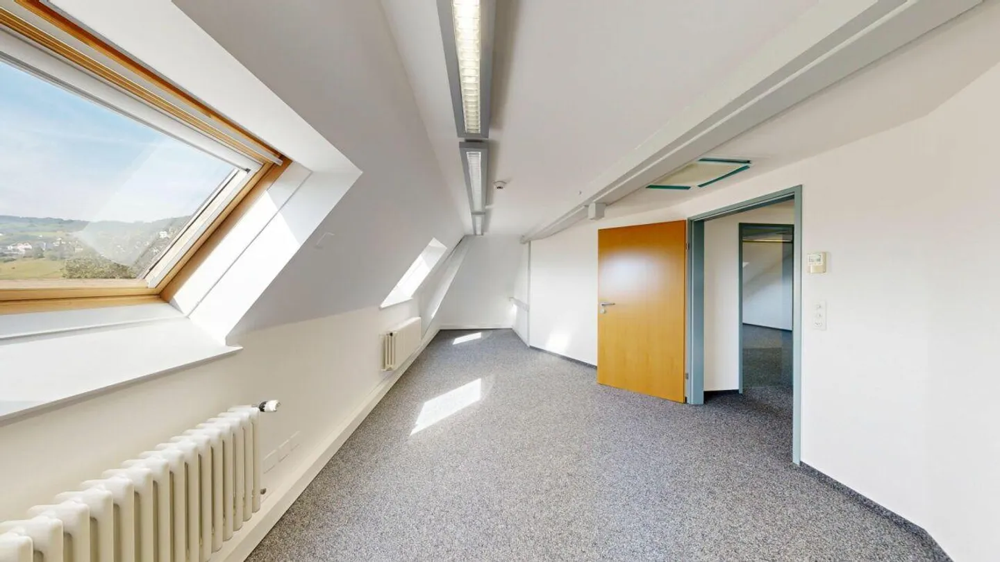 Büroräume mit Wohlfühlcharakter ab 31 m2 zu vermieten - Foto 4 von 11