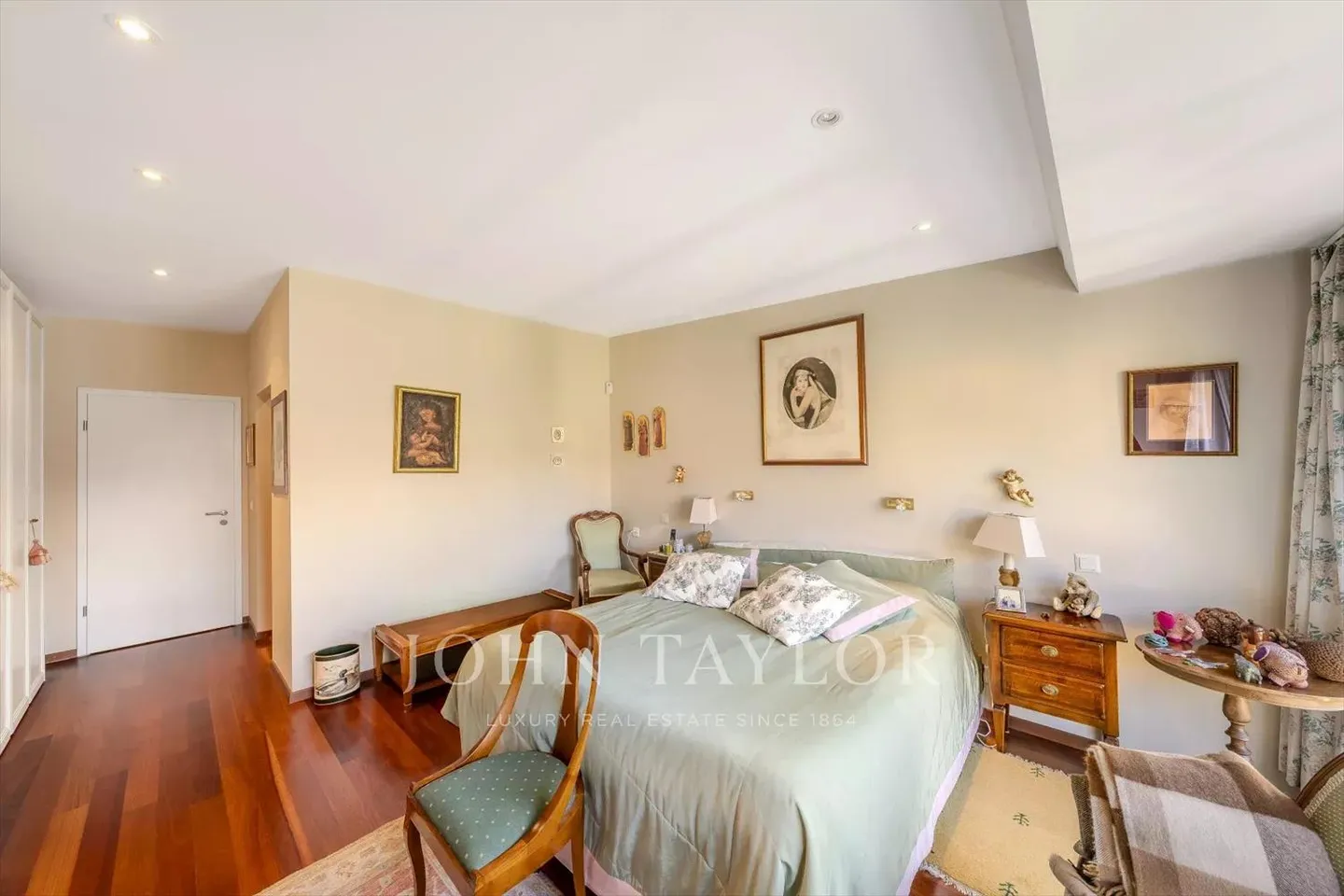 Duplex Appartement d'Exception dans l'Attique - Photo 4 sur 11