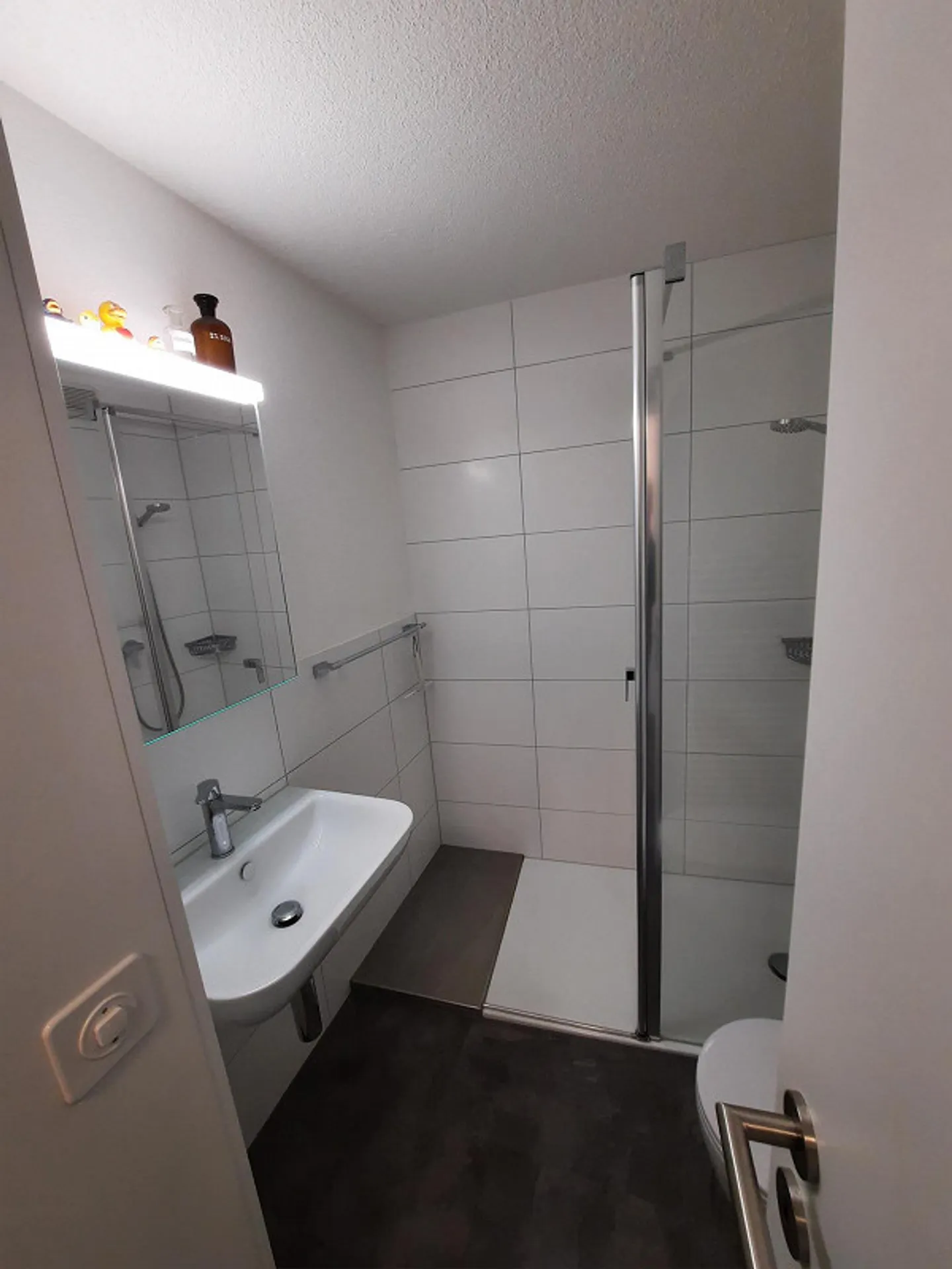 2 Room Apartment at the Harbor - Photo 4 of 5