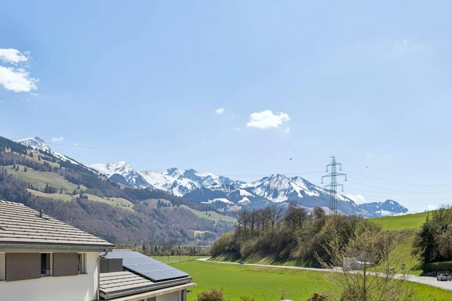 Maison avec vue dégagée sur la montagne à Enney - Photo 2 sur 6