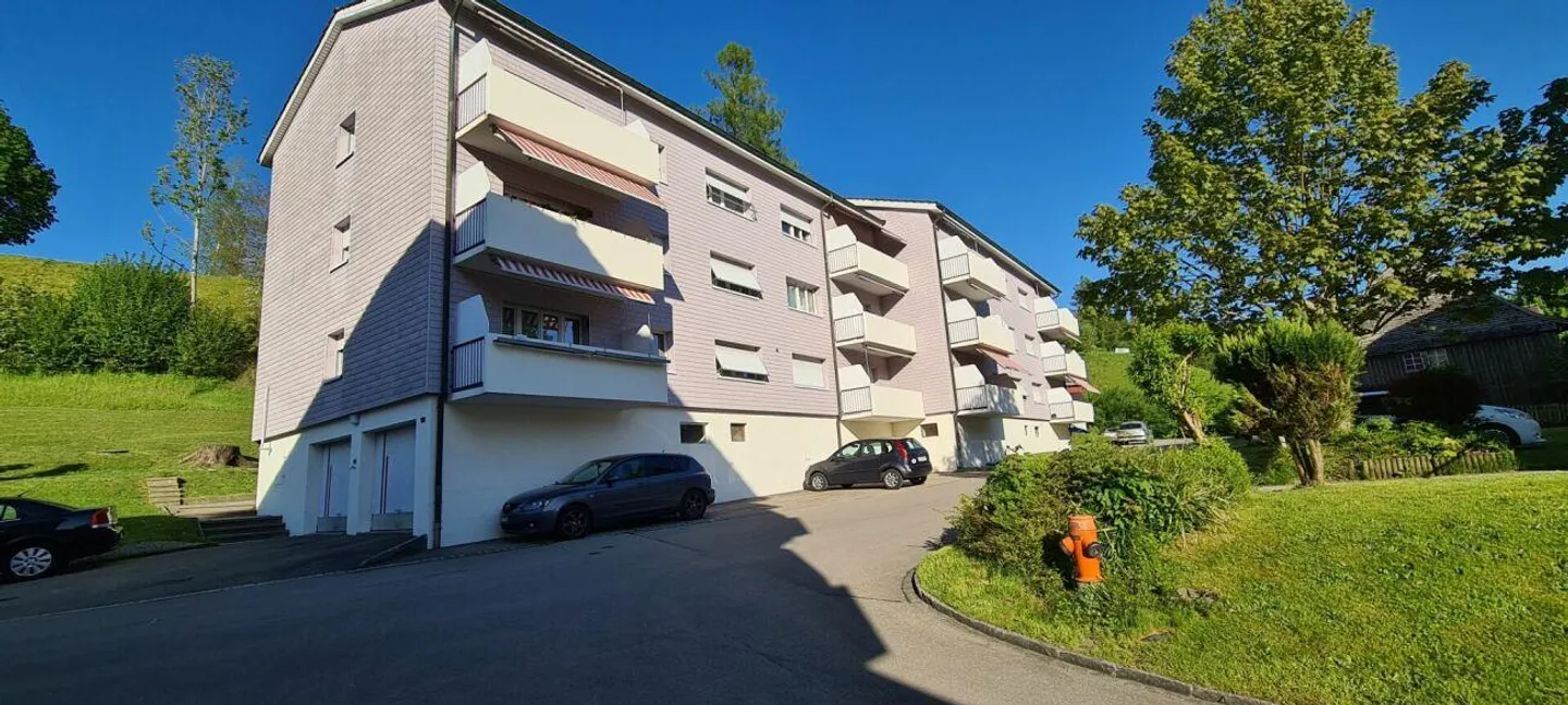 Geräumige Familienwohnung in Wattwil - Foto 1 von 10