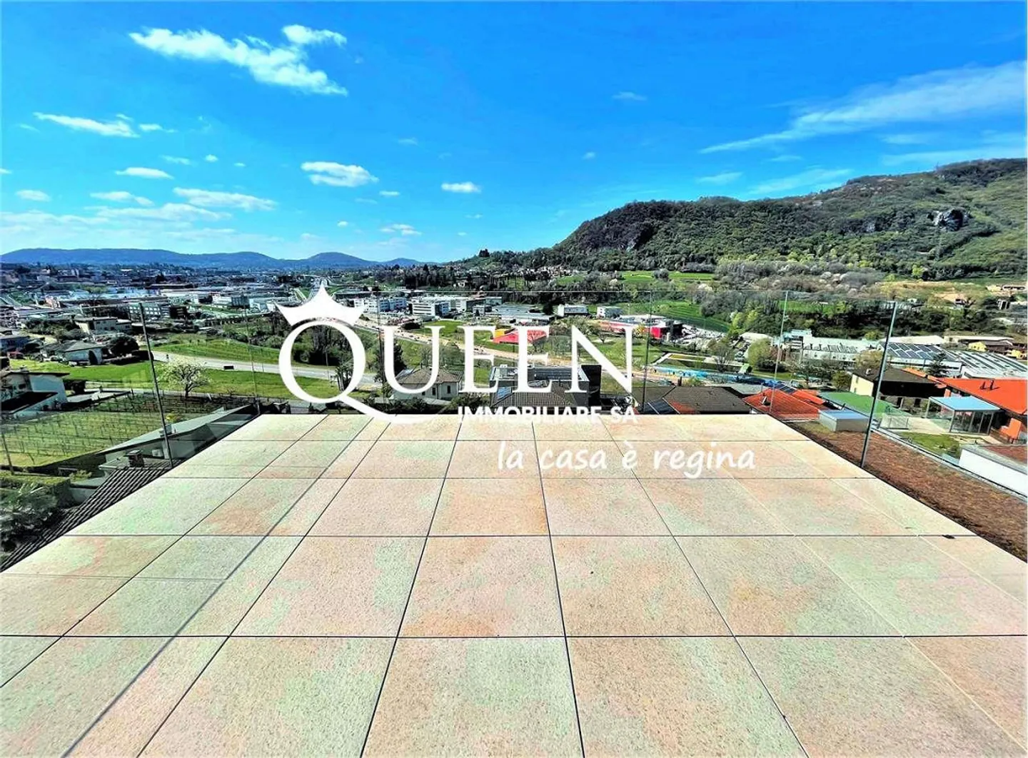 Mendrisio: Penthouse 3,5 Zimmer, 93 m², neu, große Panoramaterrasse - Foto 4 von 12