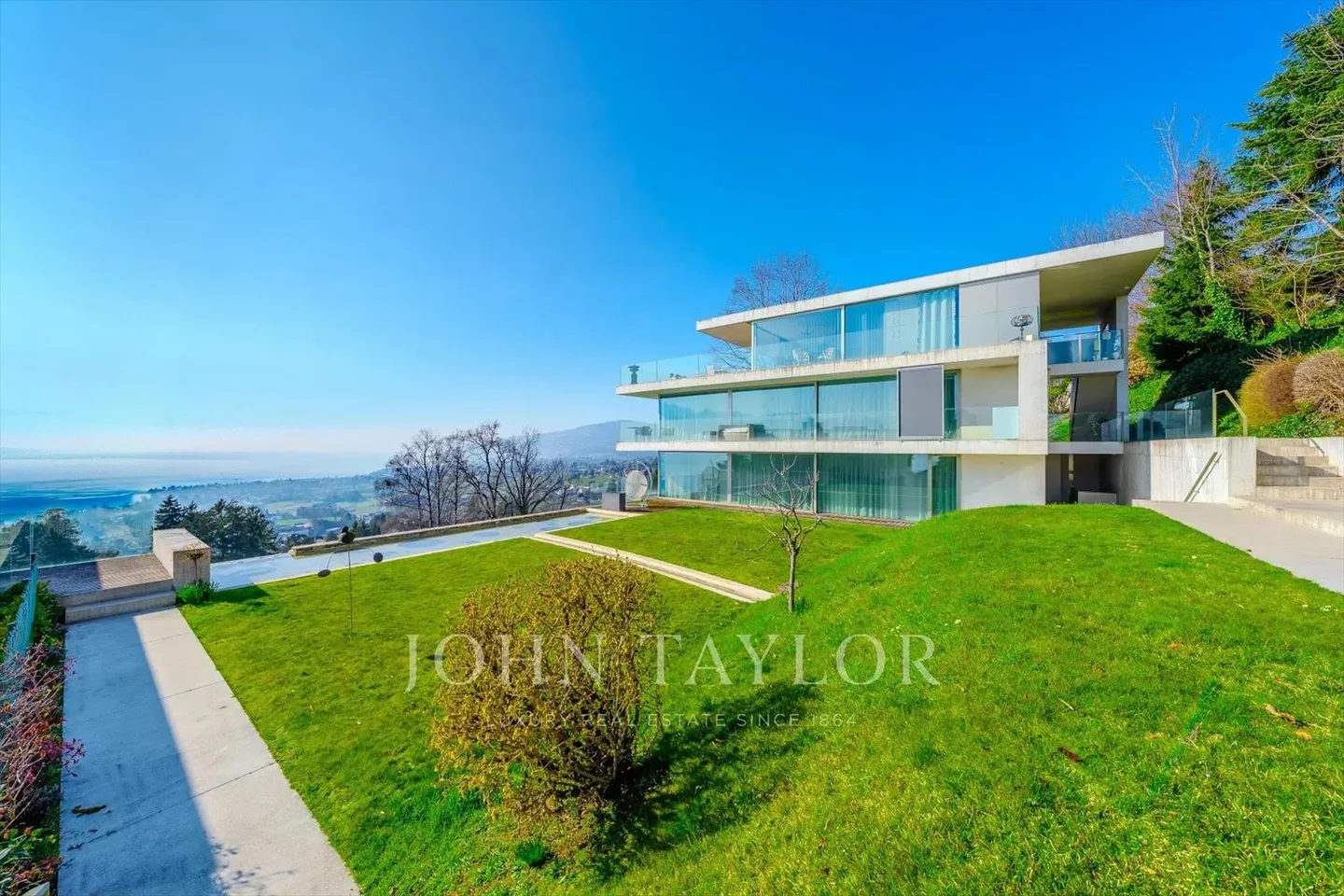 PENTHOUSE : Appartement contemporain de 2,5 pièces avec vue panoramique - Photo 9 sur 9