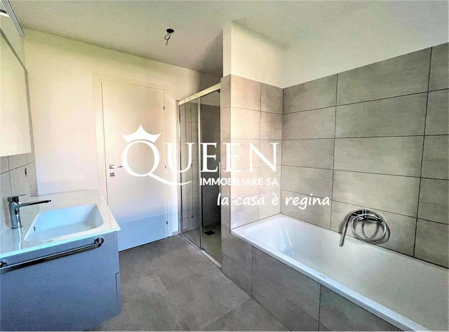 Mendrisio: Penthouse 3,5 Zimmer, 93 m², neu, große Panoramaterrasse - Foto 8 von 12