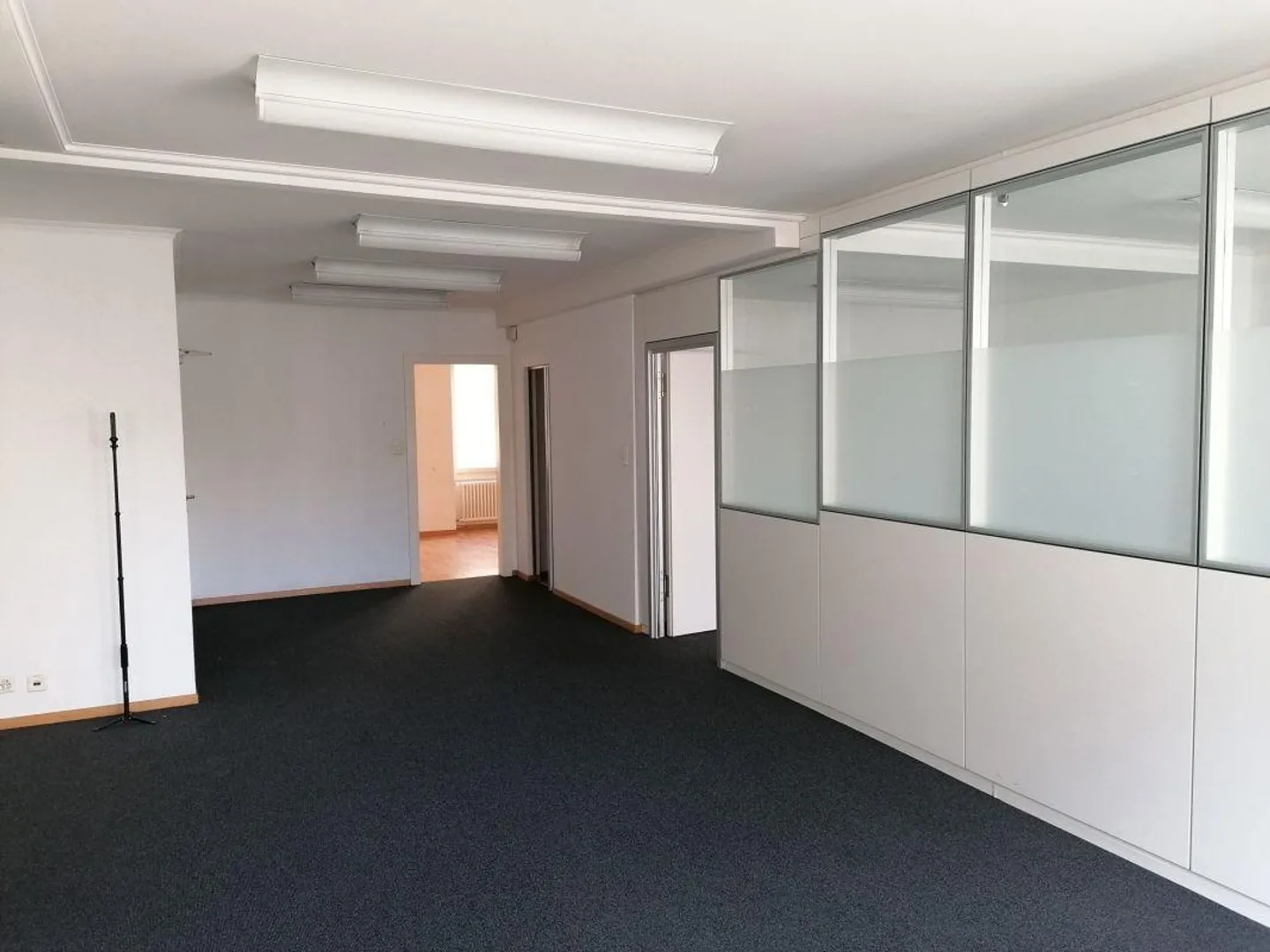Büro Nahe Bahnhof Lausanne - Foto 1 von 6