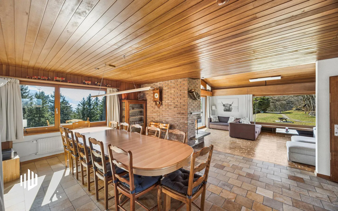 ImmoWyss - Chalet Architettonicamente Attraente sopra il Lago di Thun - Foto 4 di 10