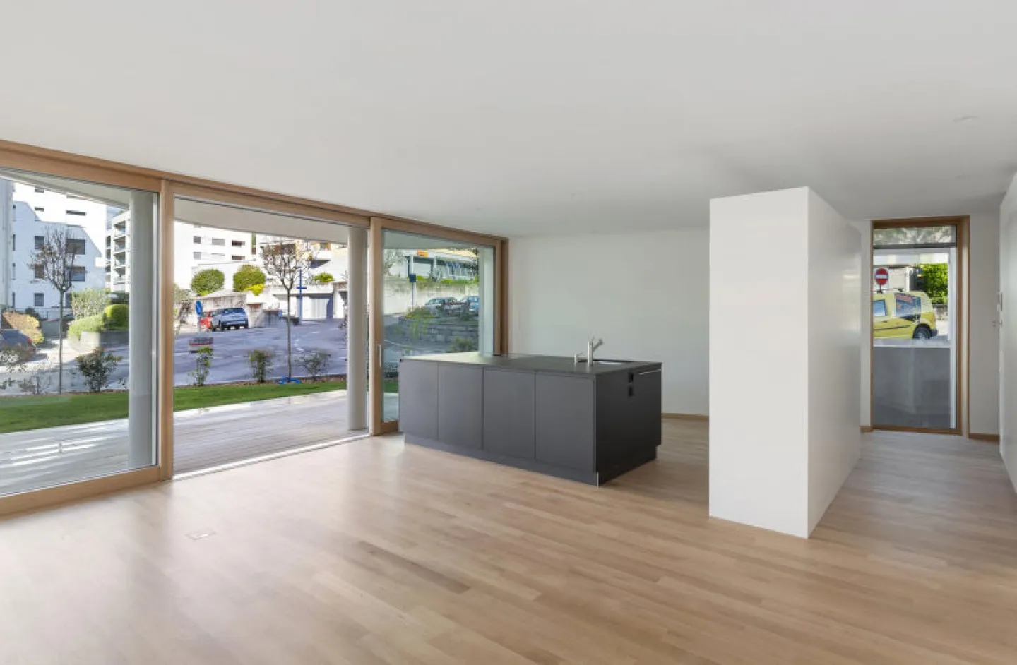 Appartement de 3,5 pièces au rez-de-chaussée à Minusio, Tessin - Photo 5 sur 18