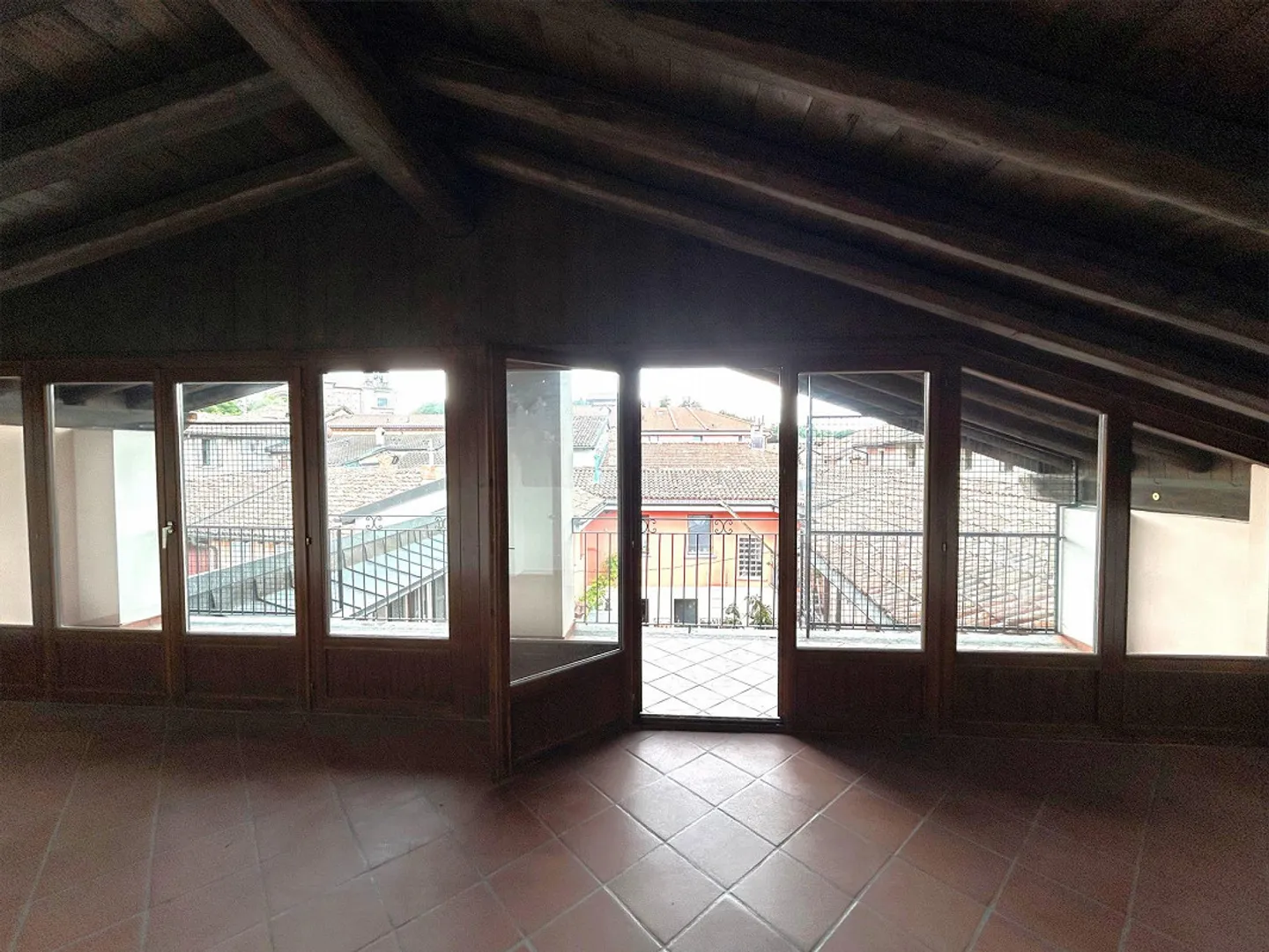 Affittasi Duplex in zona pedonale - Foto 10 di 11