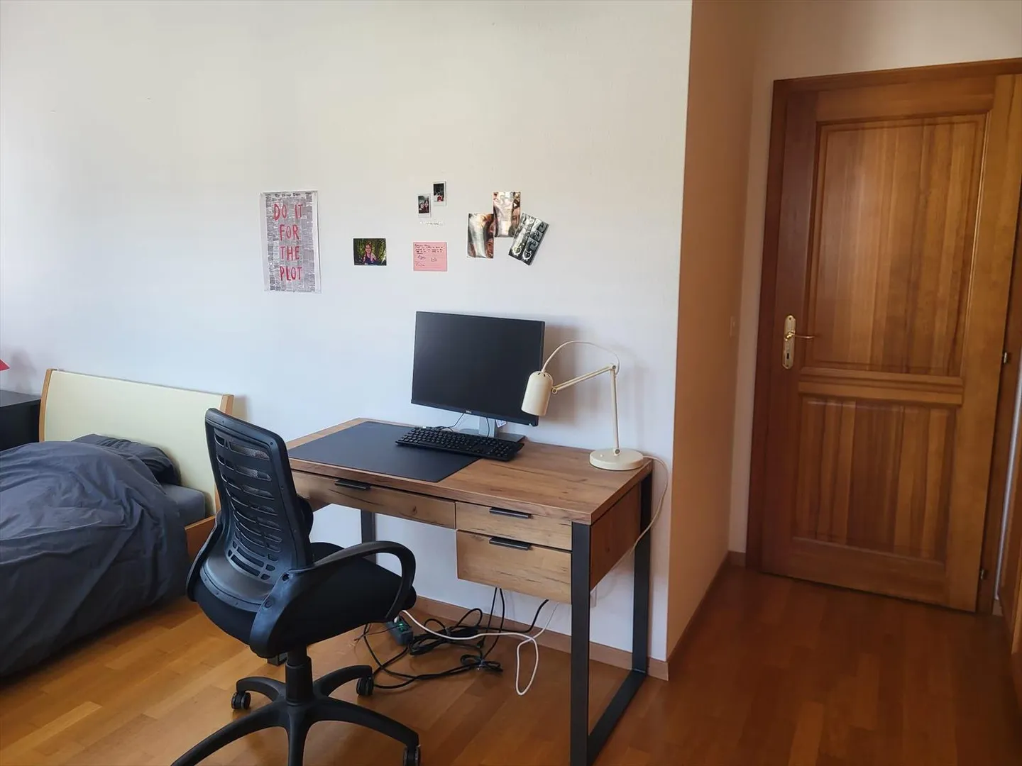 Camera 1 - Foto 2 di 4