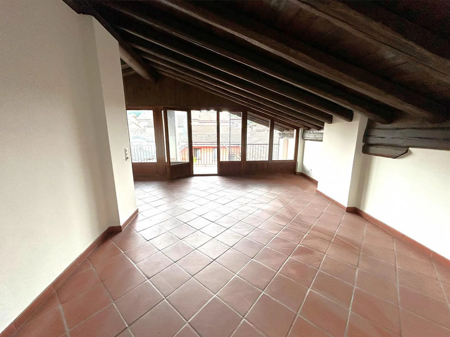 Affittasi Duplex in zona pedonale - Foto 7 di 11