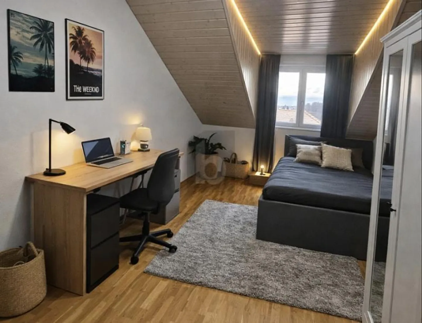 QUADRO DI VITA LUMINOSO E BELLI VOLUMI - Foto 3 di 5