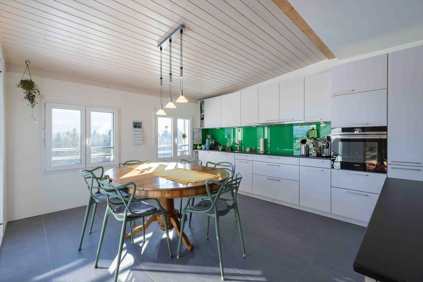 LE CHENIT - Duplex apartment with a view of Lake Joux - Photo 8 of 13