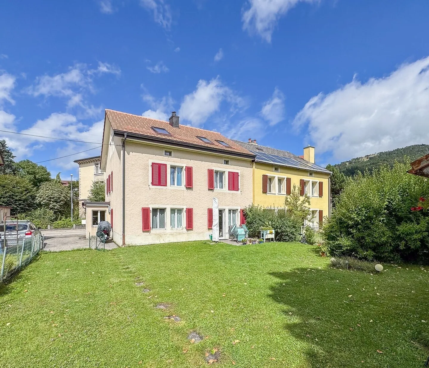 House with 3 Apartments and Garden - Photo 1 of 25