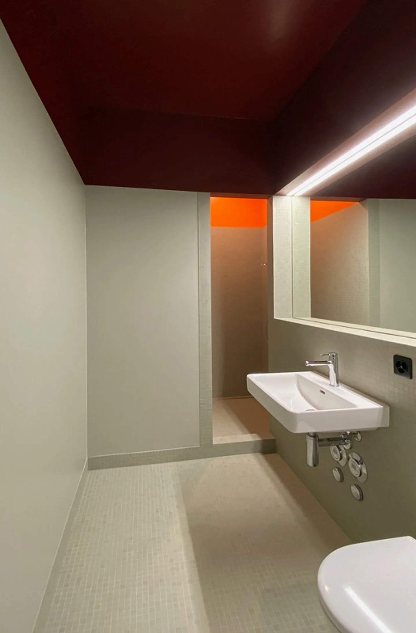 Basel Housing Cooperative: 4.5 Maisonette with Single-Family Home Character - Photo 9 of 13