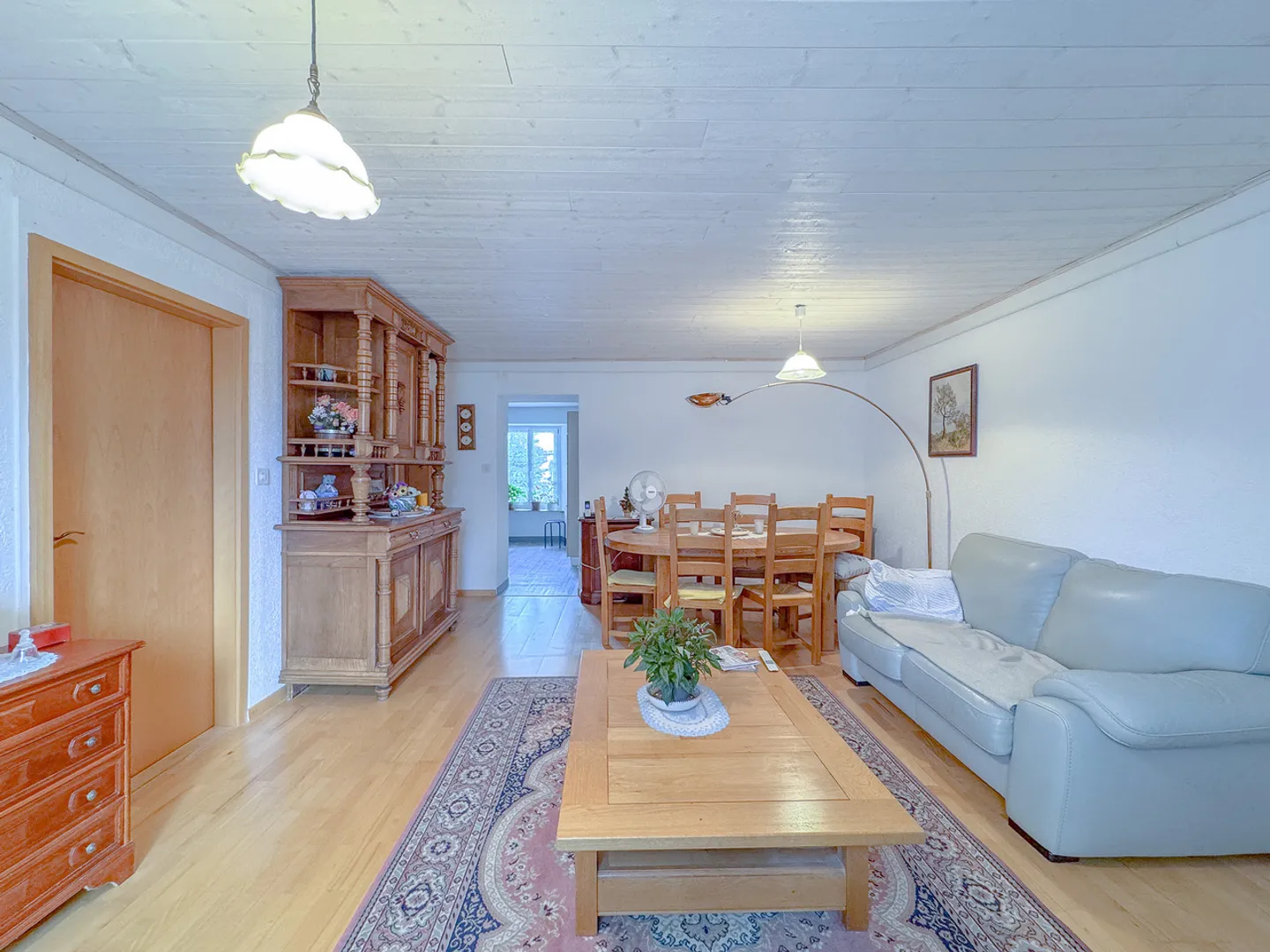 House with 3 Apartments and Garden - Photo 13 of 25