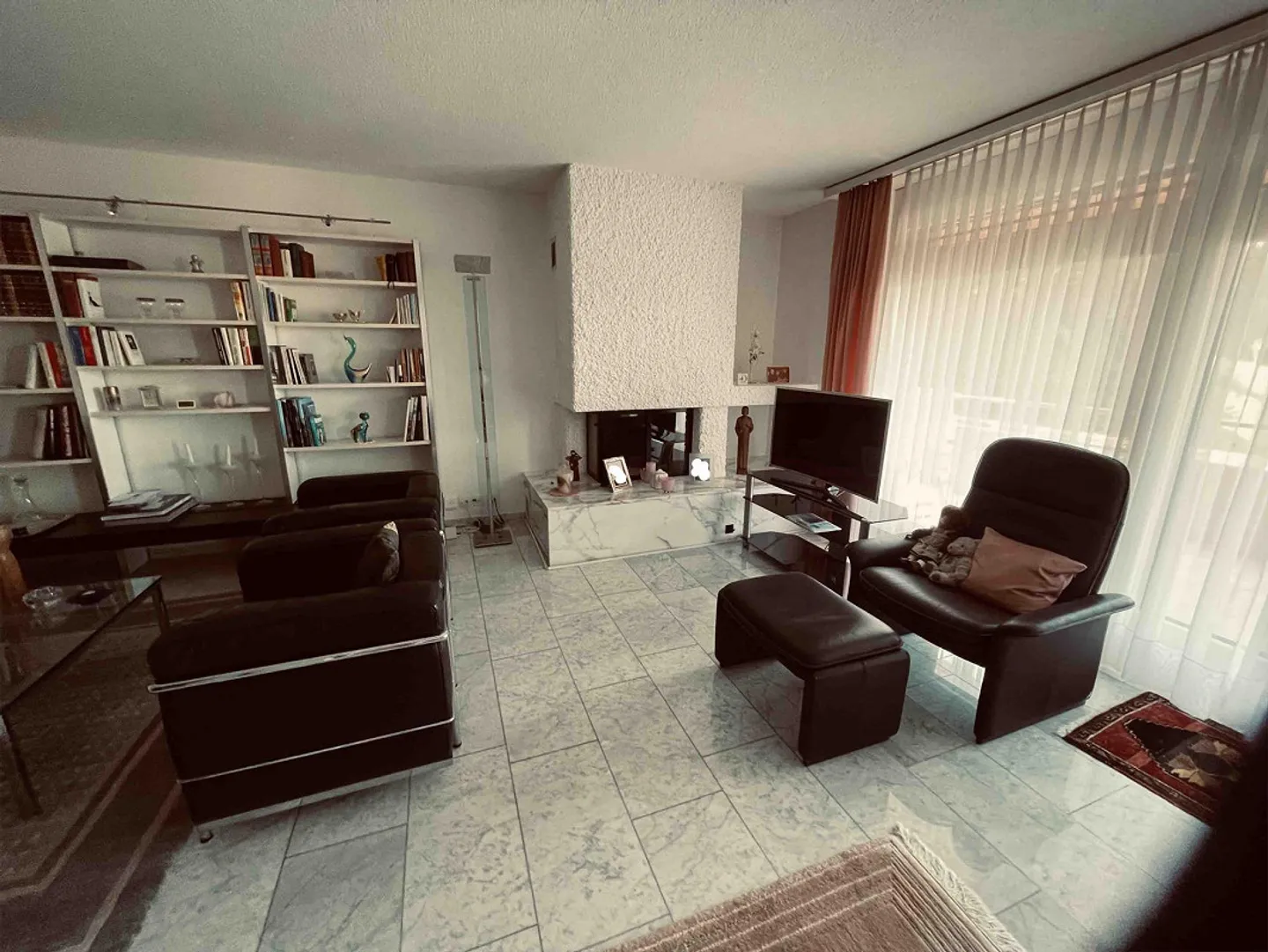 Appartamento affascinante di 2,5 stanze con vista sul lago e sulle montagne - Foto 5 di 11