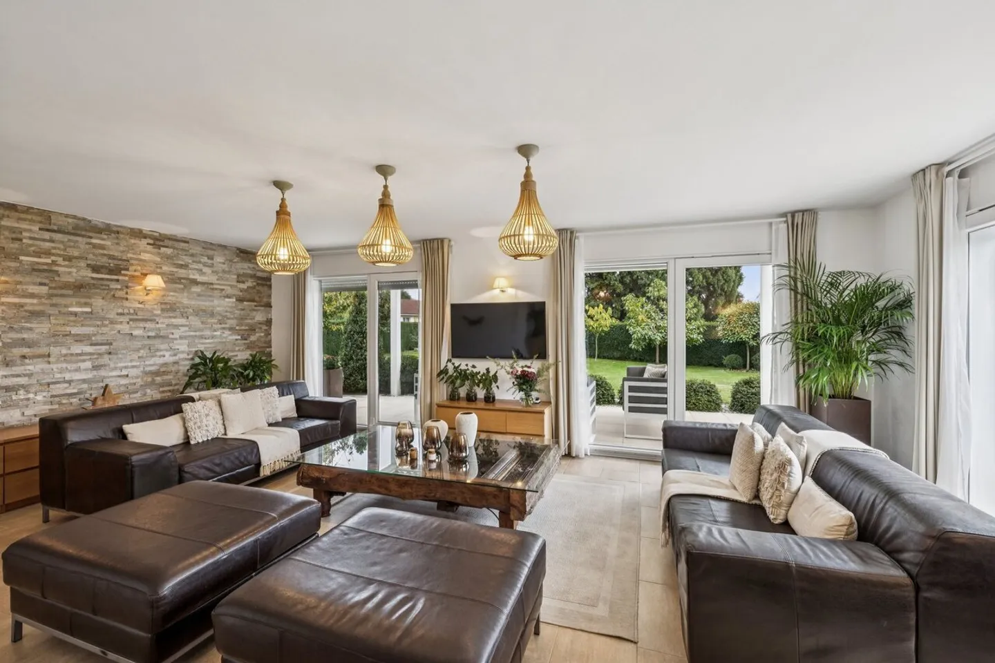 Wundervolle Einzelvilla mit atemberaubendem Blick auf die Dents-du-Midi - Foto 5 von 17