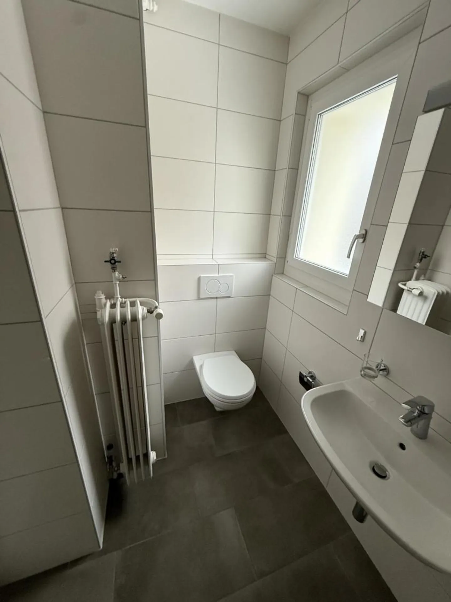 Beautiful 2.5-room apartment with balcony, 5 minutes from the train station - Photo 5 of 13