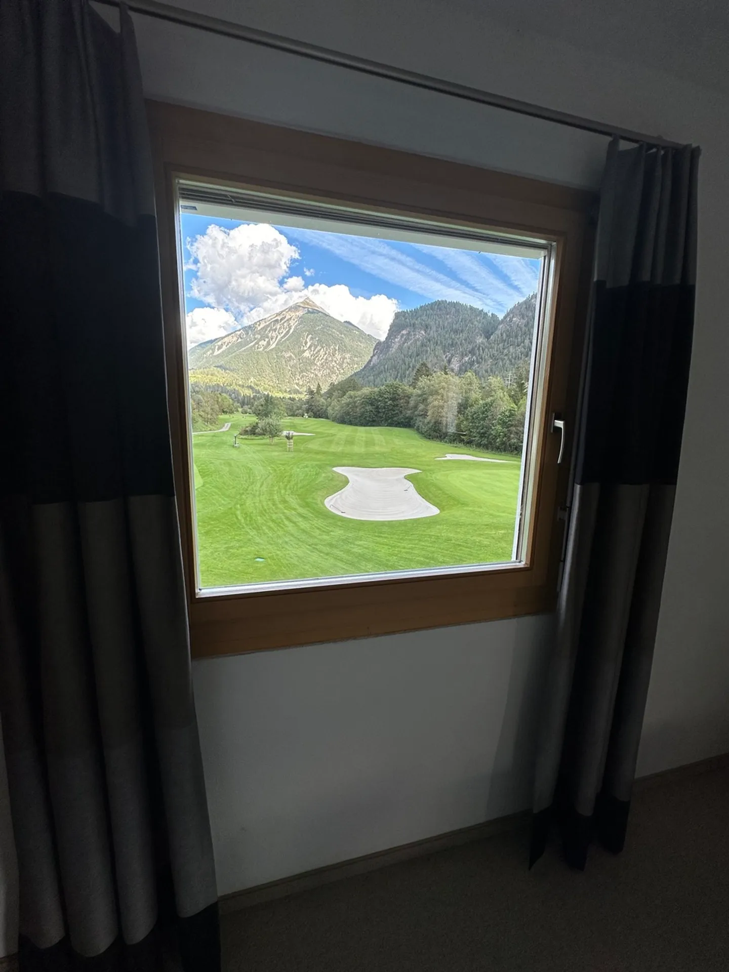 Moderno appartamento con 2 camere da letto con vista sul campo da golf di Alvaneu Bad - Foto 3 di 13
