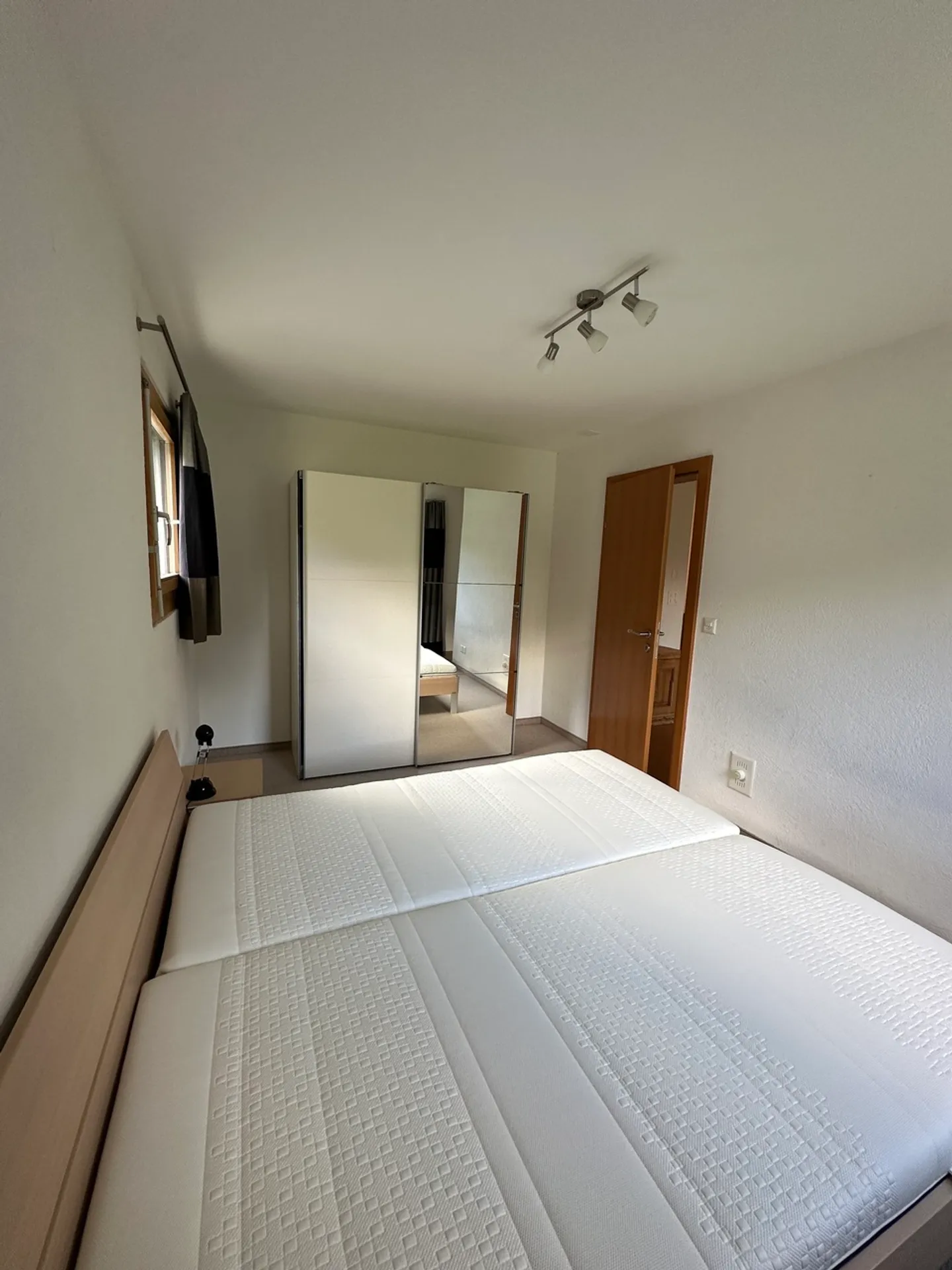 Moderno appartamento con 2 camere da letto con vista sul campo da golf di Alvaneu Bad - Foto 4 di 13