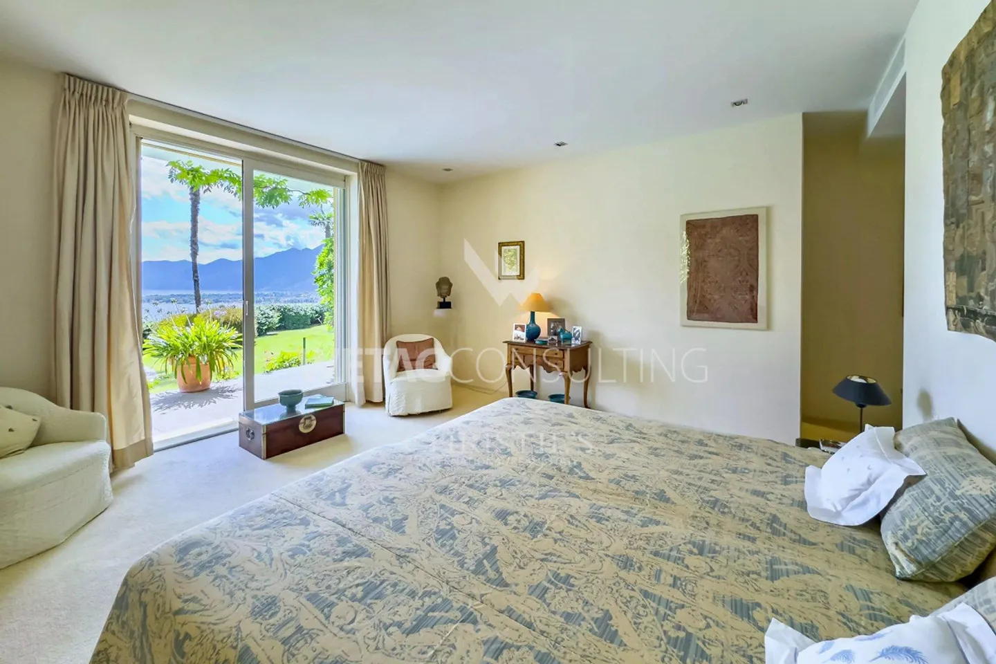 Villa méditerranéenne avec vue imprenable sur le lac Majeur, idéale... - Photo 7 sur 13