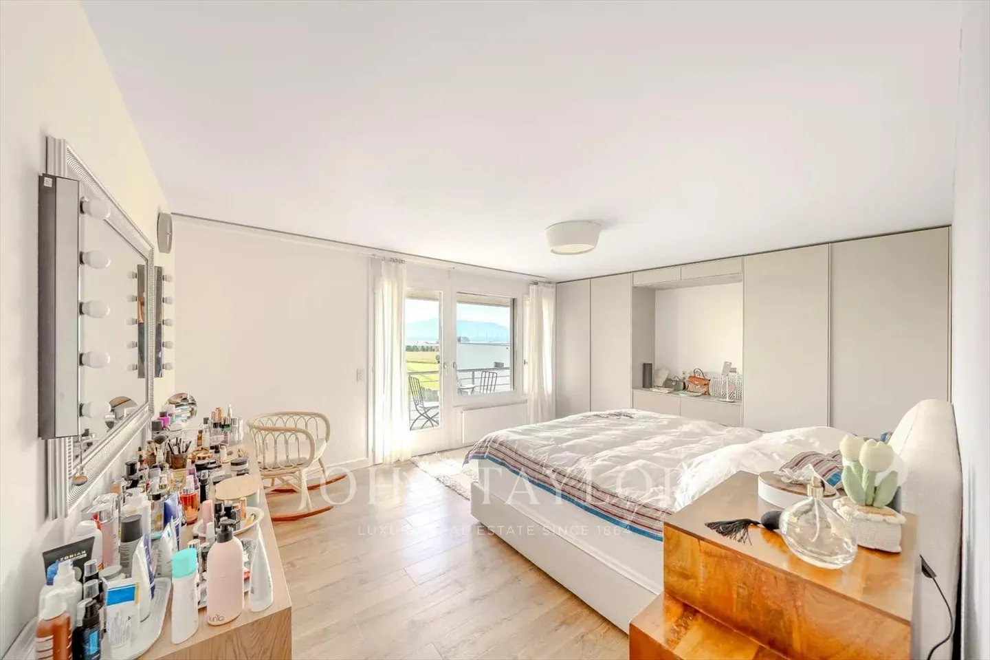 Propriété d'exception à Founex ? Vue lac et Alpes - Photo 6 sur 13