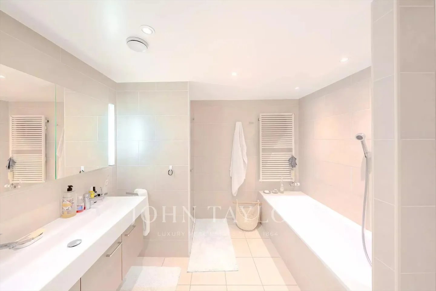 Propriété d'exception à Founex ? Vue lac et Alpes - Photo 8 sur 13