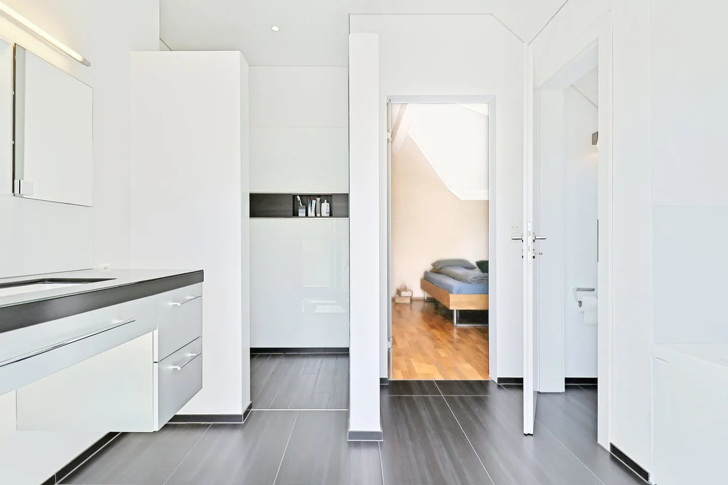 Luxury Attic Apartment in Rudolfstetten - Photo 6 of 13