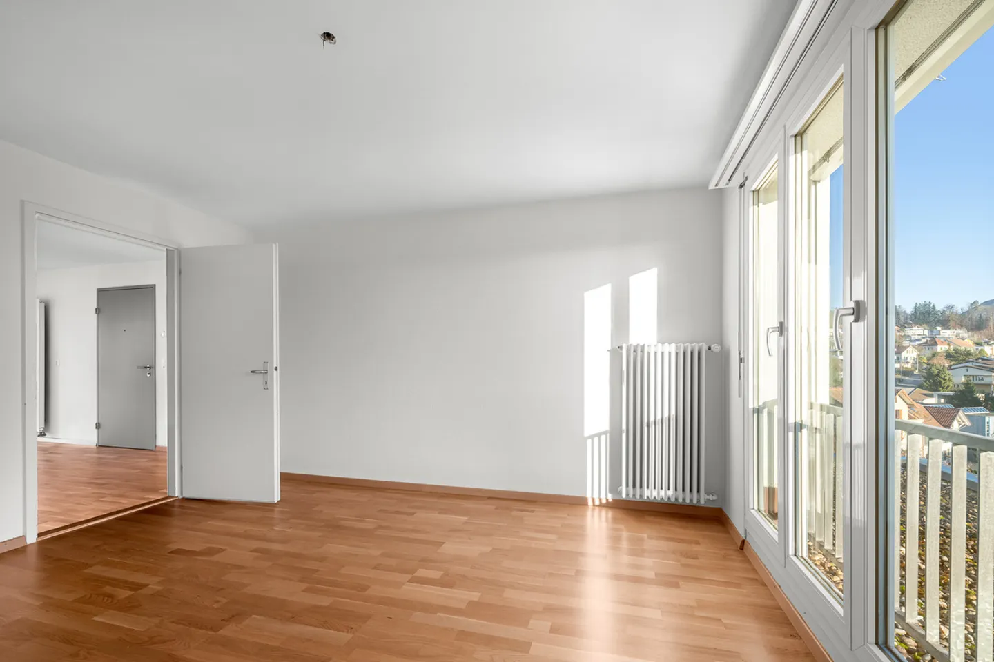 Appartamento affascinante con terrazza soleggiata - Foto 5 di 8