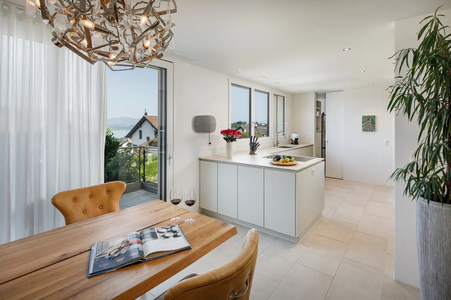 Villa di Lusso con Piscina e Vista - Foto 3 di 5