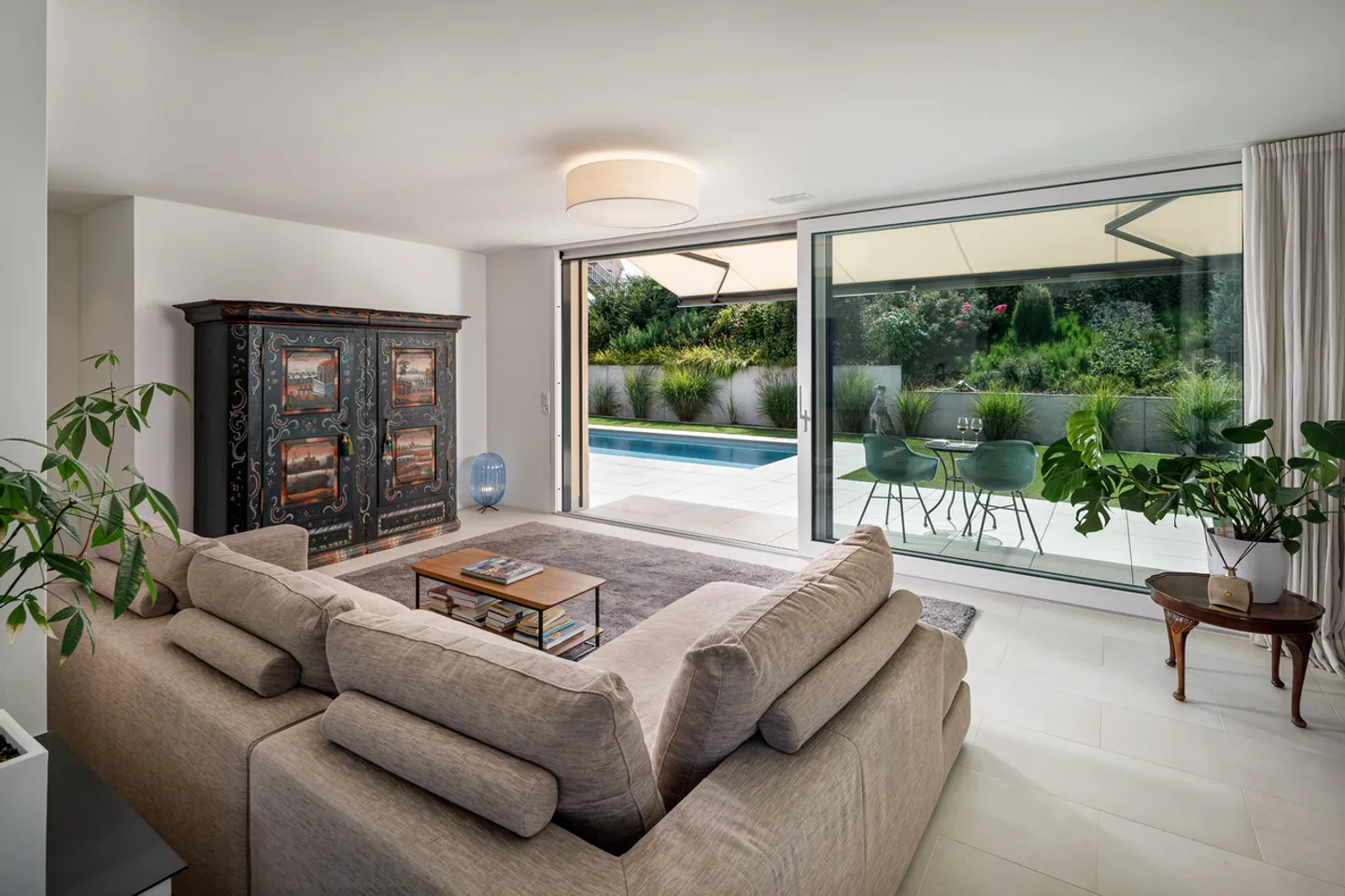 Villa di Lusso con Piscina e Vista - Foto 2 di 5