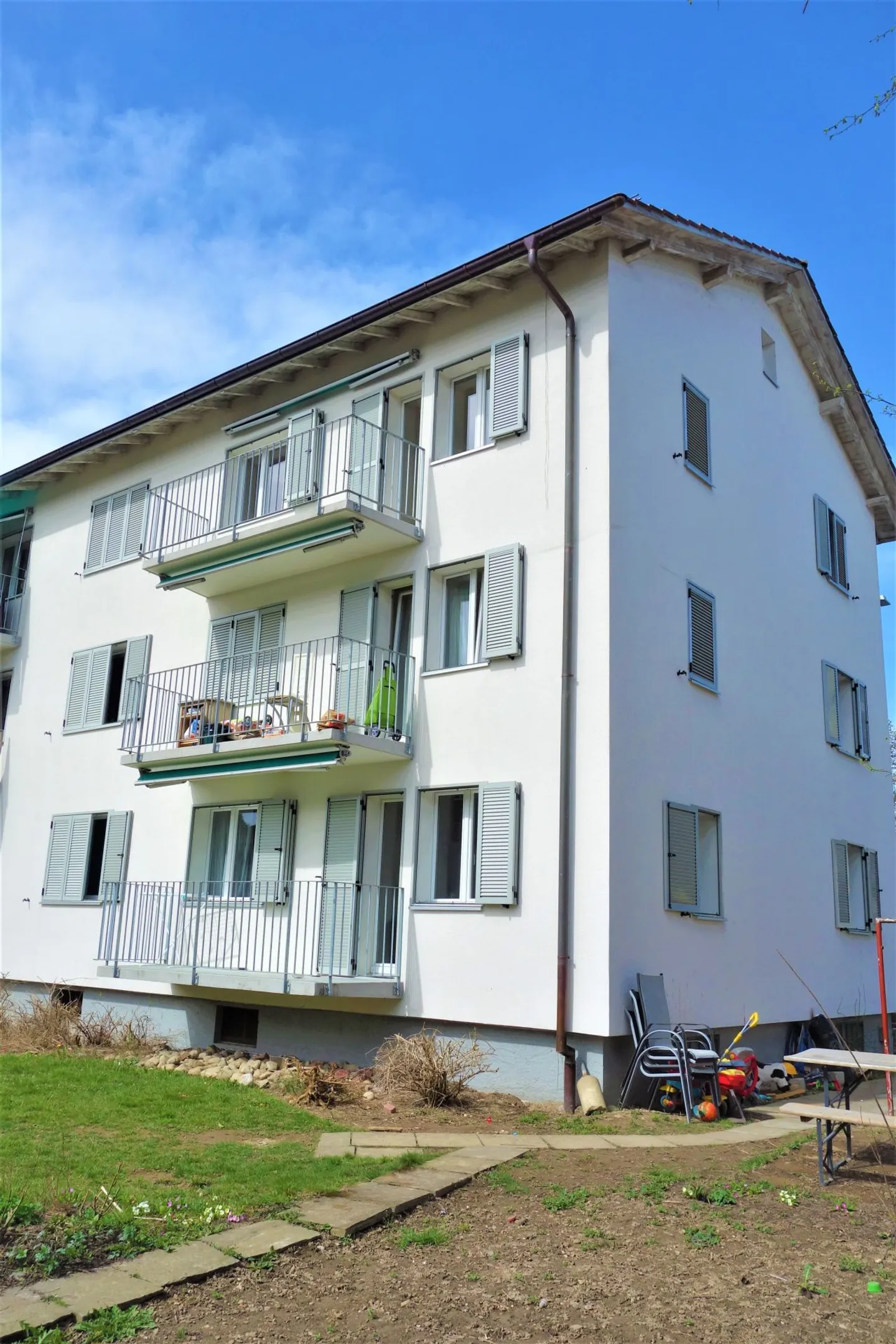 Renovated and modern 3.5-room apartment in Langenthal - available immediately - Photo 1 of 8