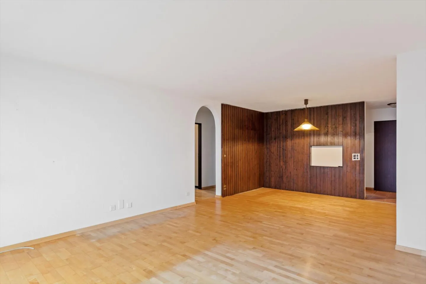 Grenchen, appartement de 3,5 pièces avec terrasse au rez-de-chaussée - Photo 5 sur 10